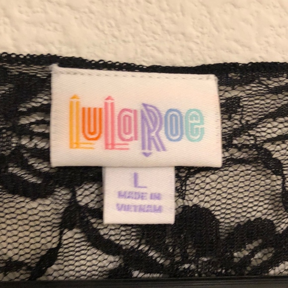 Black lace Shirley - Picture 2 of 4